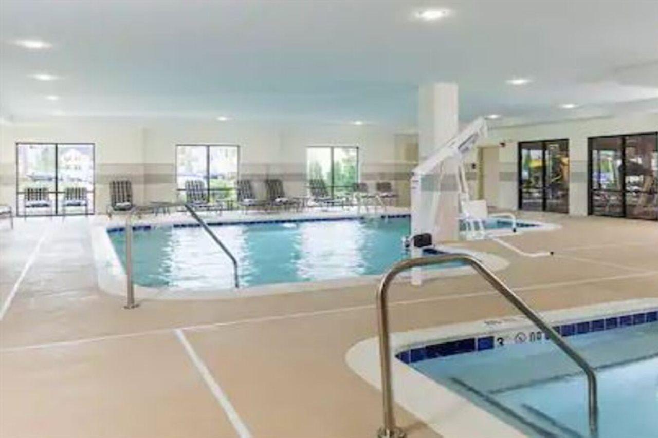 Hampton Inn & Suites Philadelphia Montgomeryville North Wales Exterior foto